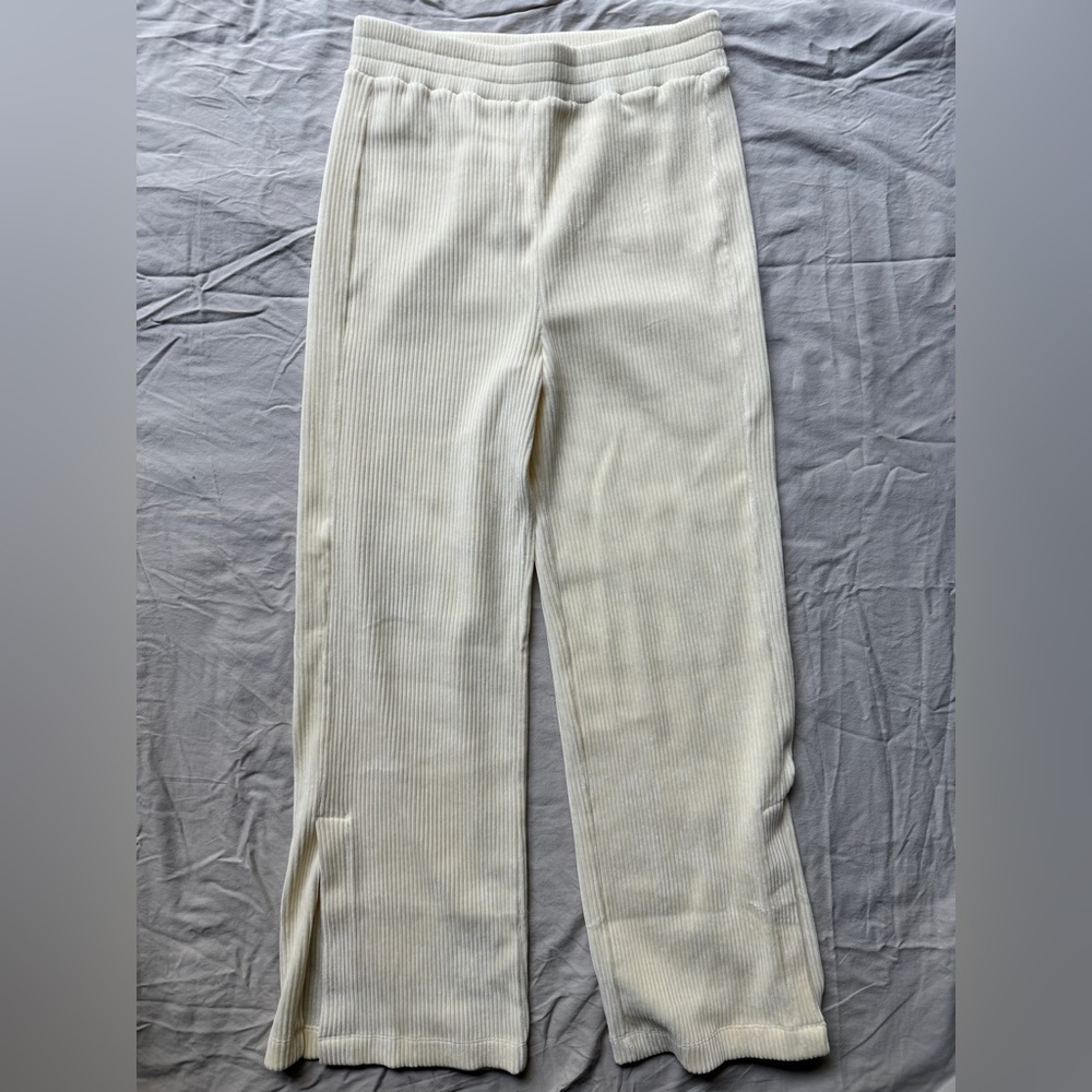 Nylora Arie Cream pant